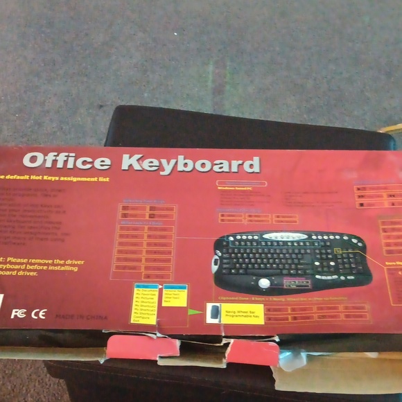 Office keyboard  New - Picture 3 of 12
